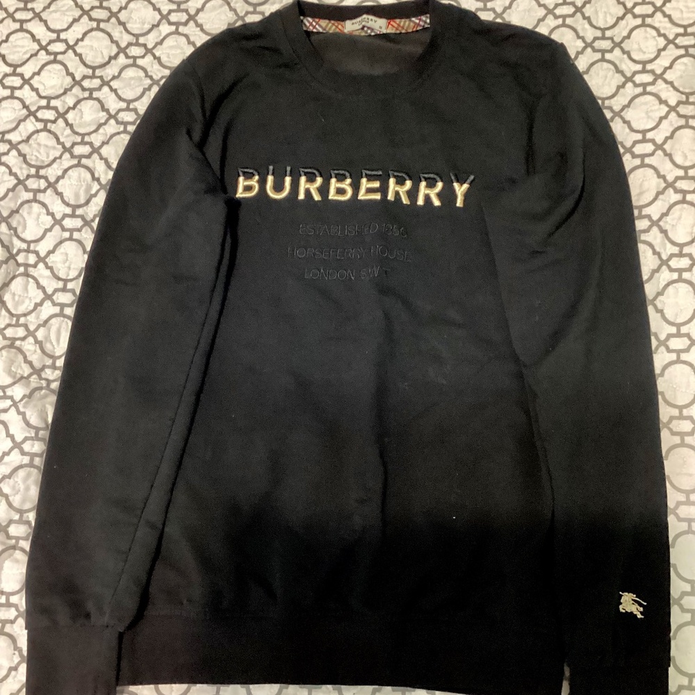 Burberry long sleeve sweater